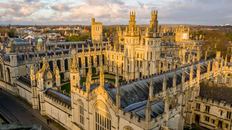 بناء جامعة أكسفورد