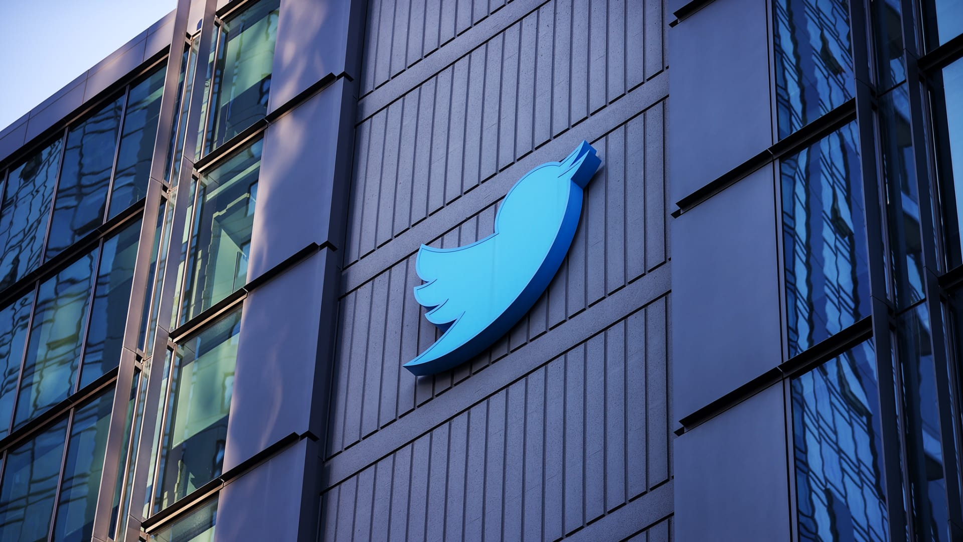 شركة تويتر - تسريع محاكمة تويتر لإيلون ماسك