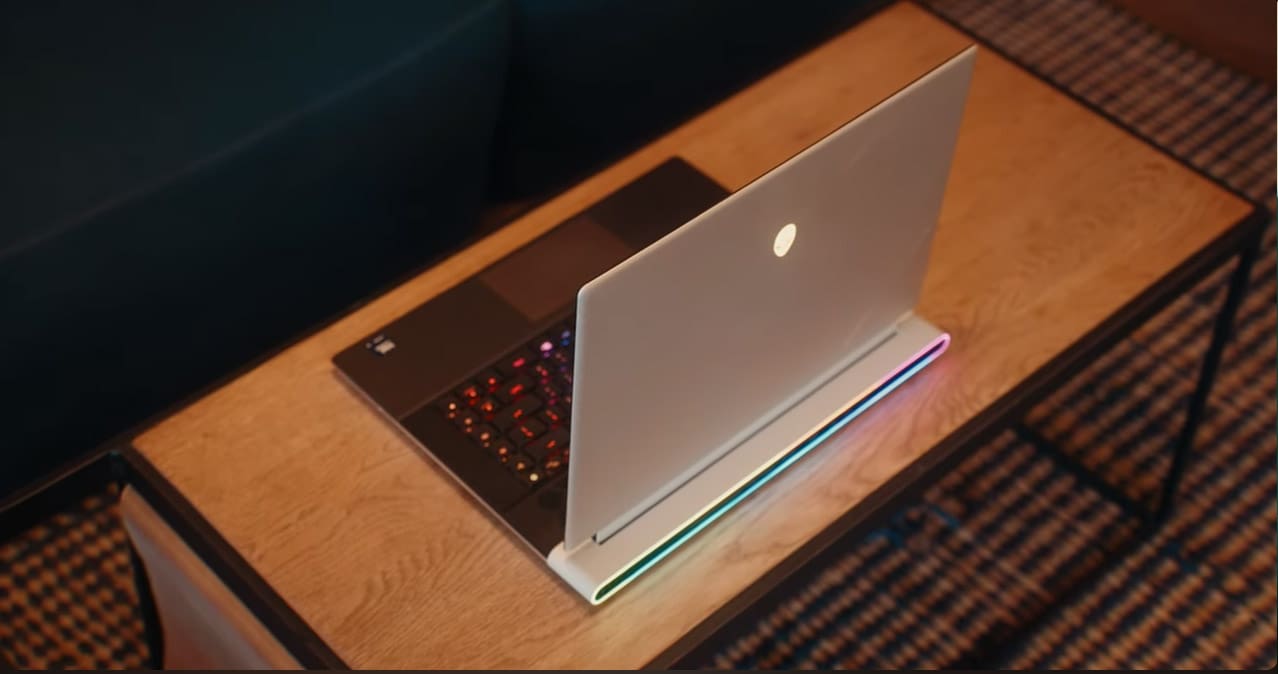 مراجعة-لاب-توب-Alienware-x16-R2