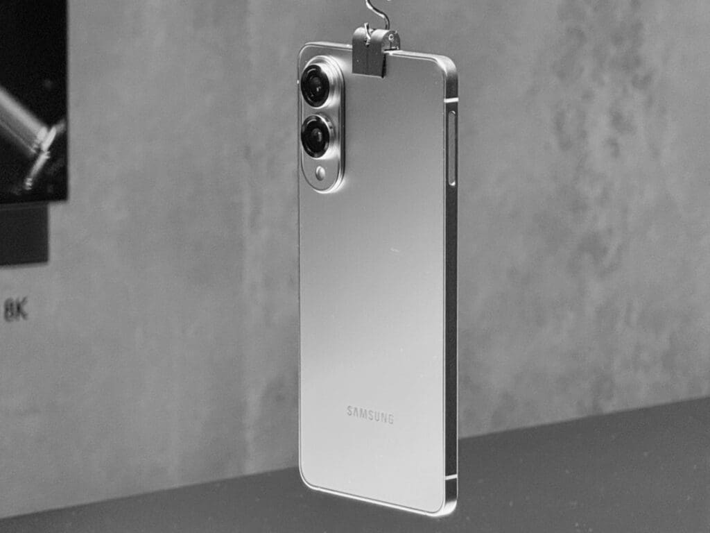 هاتف-Galaxy-S25-Edge