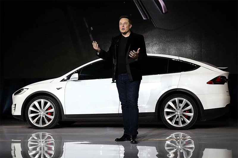 شركة-Tesla-تقرر-تصميم-شرائحها-الخاصة-بسياراتها-ذاتية-القيادة-بنفسها-من-الآن