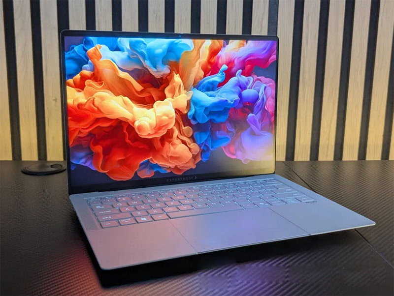 مراجعة-أداء-شاشة-ExpertBook-Ultra-2026-من-اسوس
