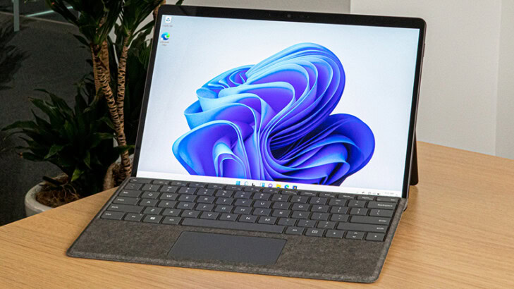 جهازي Microsoft Surface بسعة 8 جيجابايت للذاكرة يعانيان مع أبسط الأنشطة اليومية
