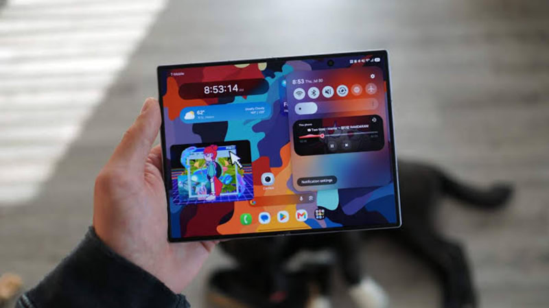 مراجعة أداء هاتف Galaxy Z Fold 8