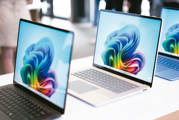 مايكروسوفت ترفع من سعر Windows 11 على مصنعي الأجهزة مُسبقة التجميع المكتبية والمحمولة