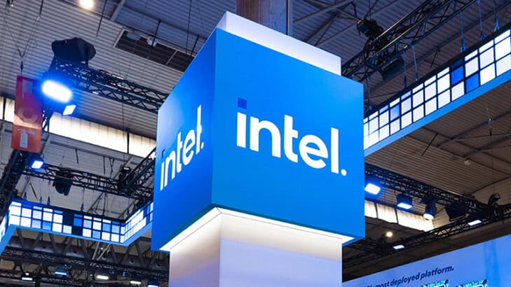 شركة Intel تستعد لفرض زيادة على أسعار المعالجات للمرة الثالثة خلال 2026