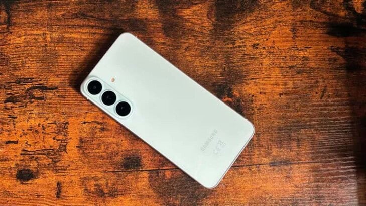 مراجعة هاتف Galaxy S26 FE